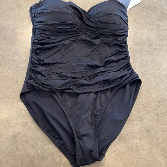 Brand New with tags! Womans swimsuit. Rouching. Adjustable. Size 12. La Blanca b - Picture 9 of 10